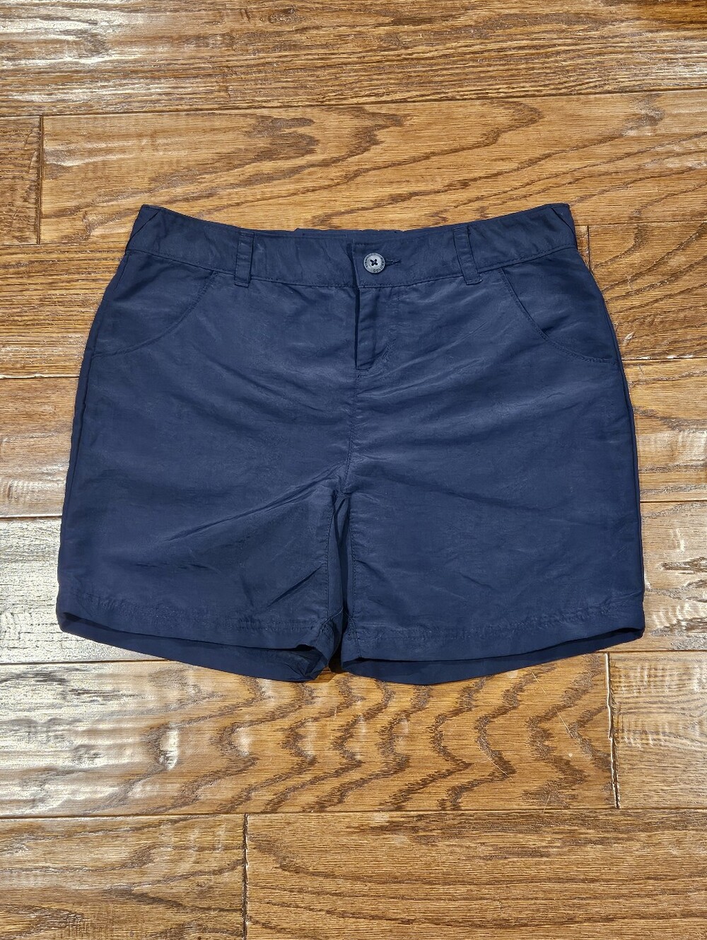 NWOT Columbia PFG Shorts Women’s Coral Compass II,  Navy Blue - Size 6